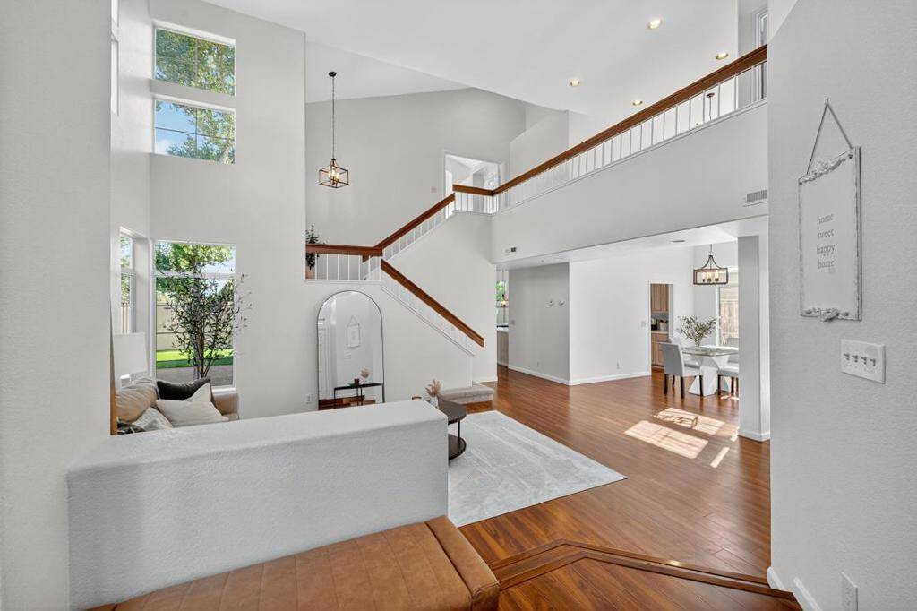 Salinas, CA 93908,17671 Riverbend RD