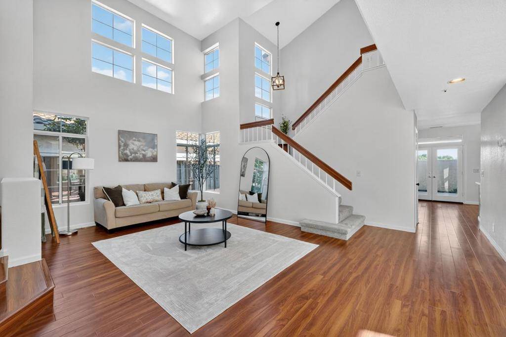 Salinas, CA 93908,17671 Riverbend RD