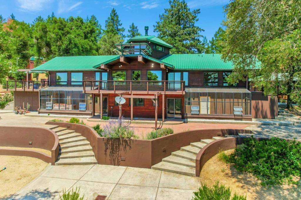 Los Gatos, CA 95033,950 Oak Ridge RD