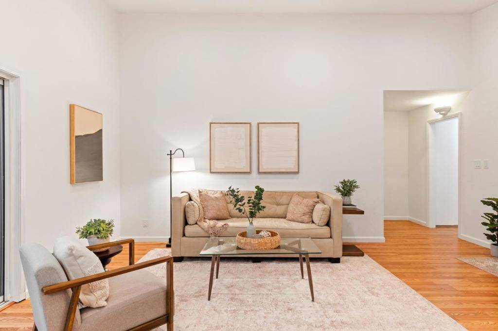 San Mateo, CA 94403,58 Laurie Meadows DR #3