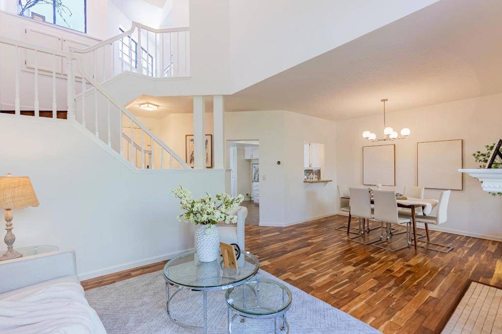 Mountain View, CA 94043,425 Mountain Laurel CT
