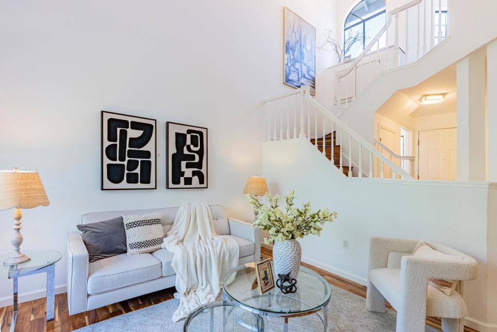 Mountain View, CA 94043,425 Mountain Laurel CT