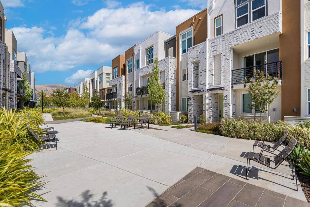 Fremont, CA 94538,3697 Access