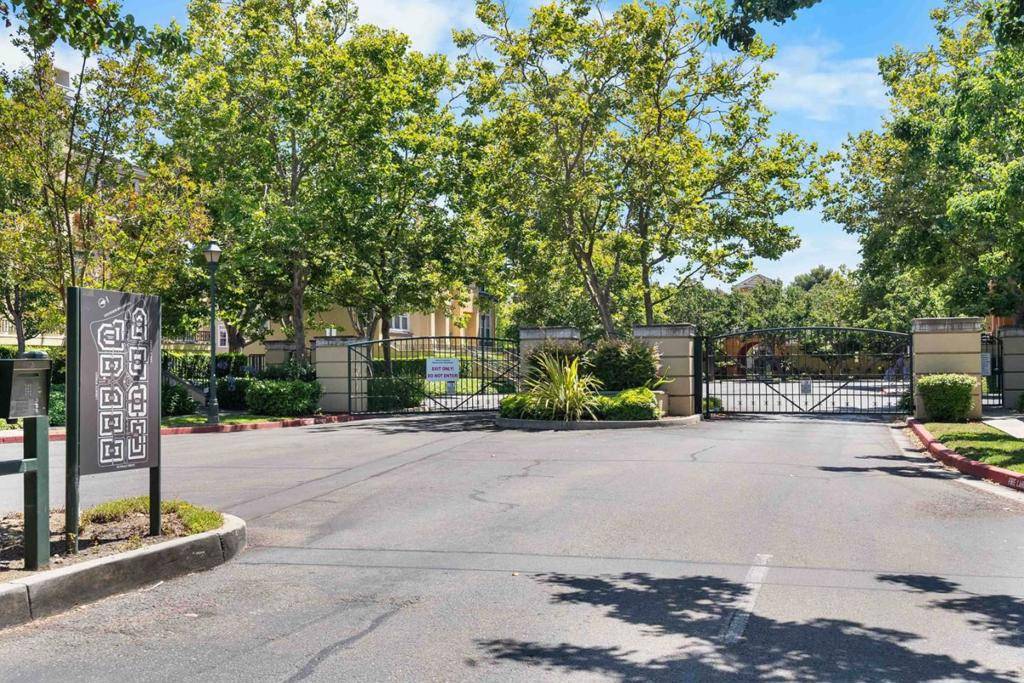 Fremont, CA 94538,3454 Dayton