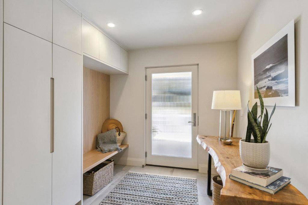 Santa Cruz, CA 95062,237 21st AVE