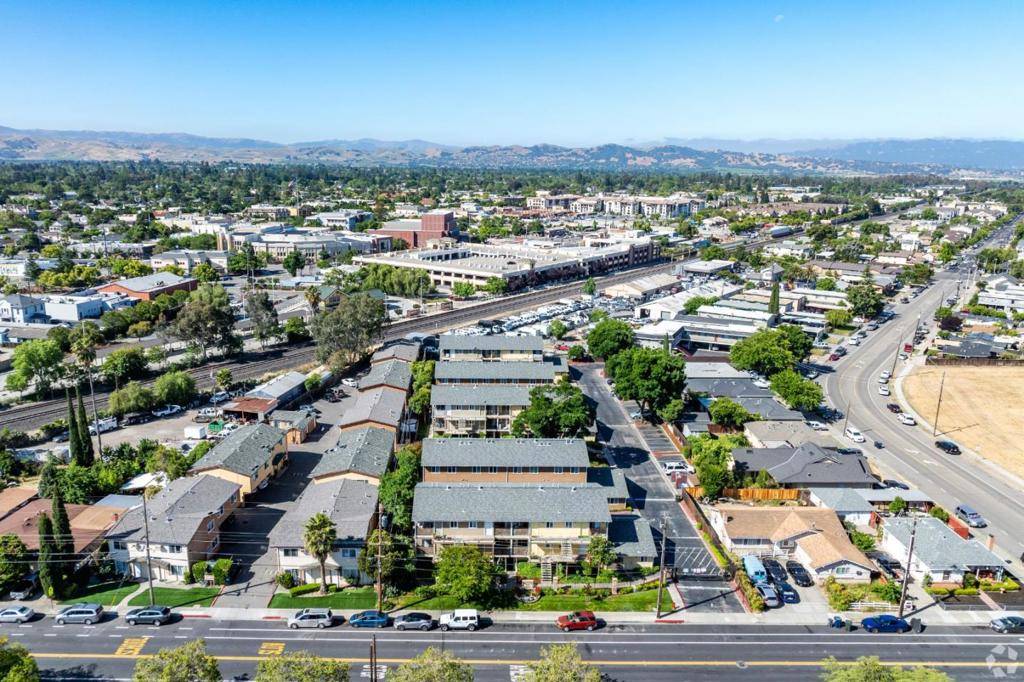 Livermore, CA 94551,277 Junction AVE