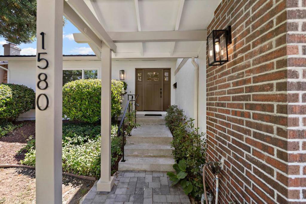 Sunnyvale, CA 94087,1580 Benton ST