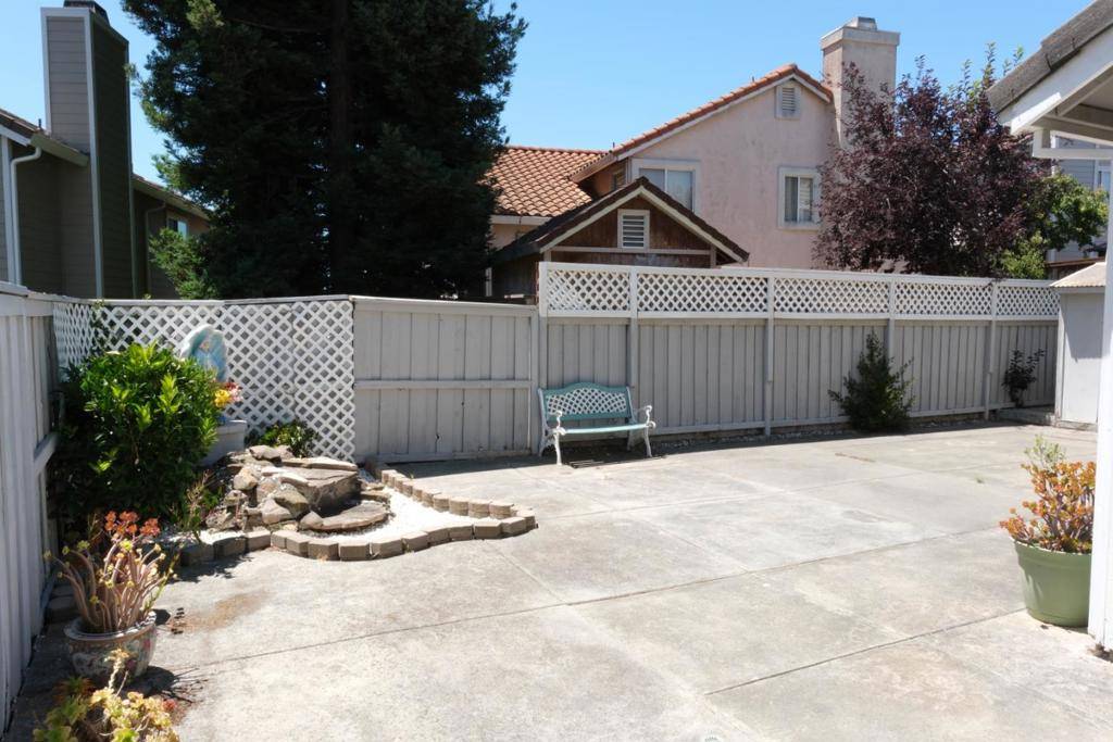 Vallejo, CA 94591,559 Topley CT