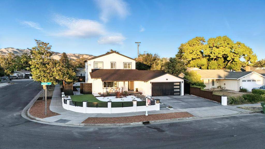 San Jose, CA 95121,3284 Denton WAY