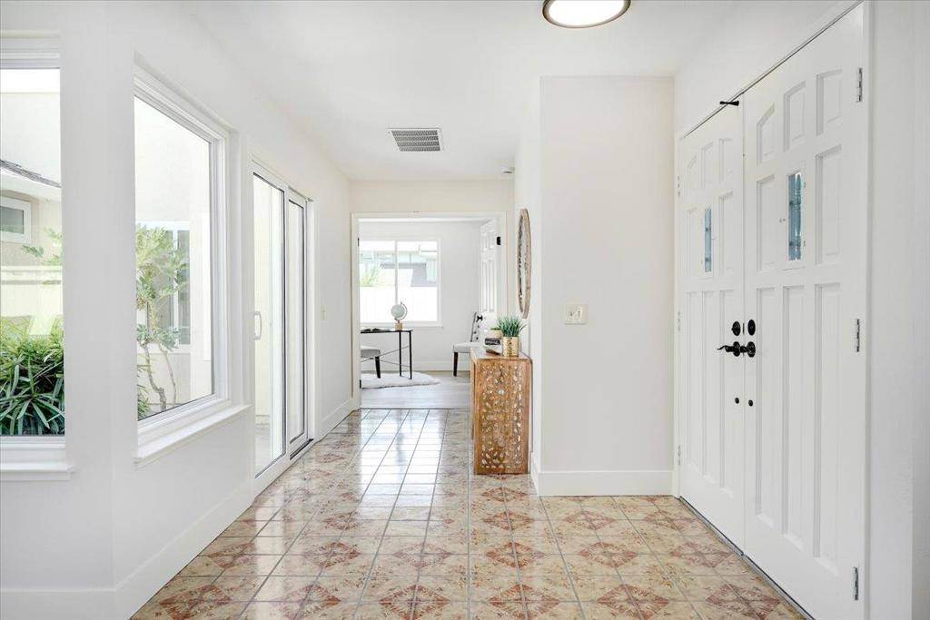 Foster City, CA 94404,505 Drake CT