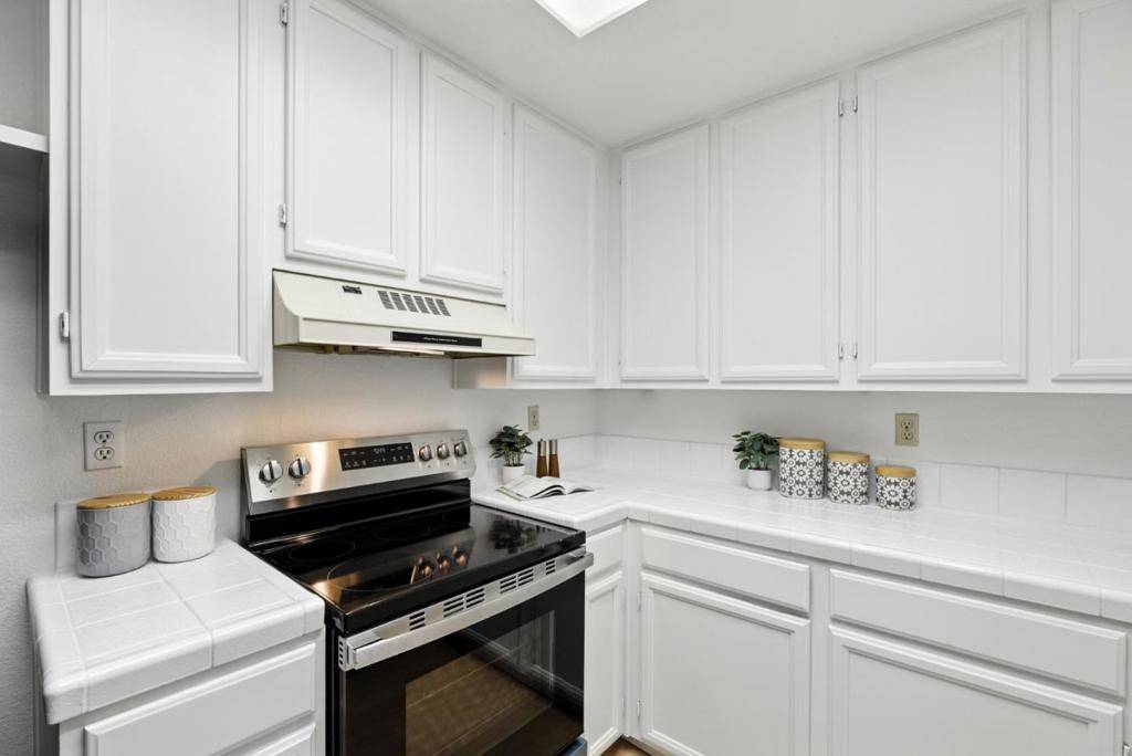 461 Costa Mesa TER #G Sunnyvale, CA 94085