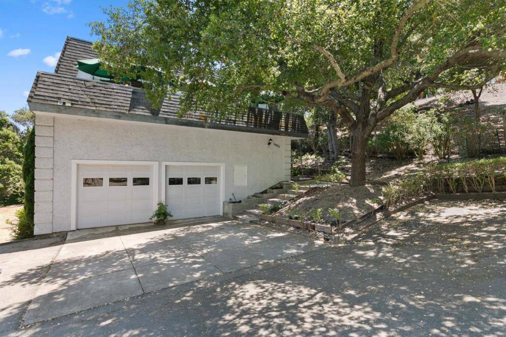 Los Altos, CA 94024,11027 Eastbrook AVE