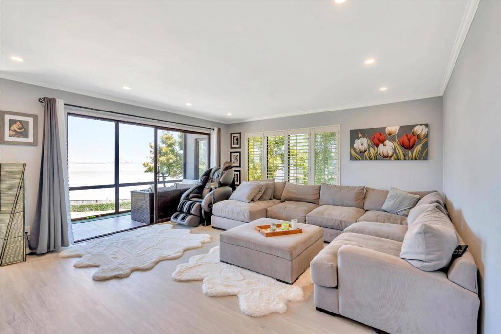 Emeryville, CA 94608,8 admiral #331
