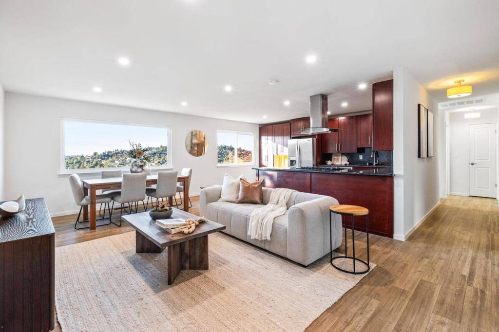 San Carlos, CA 94070,162 Coronado AVE