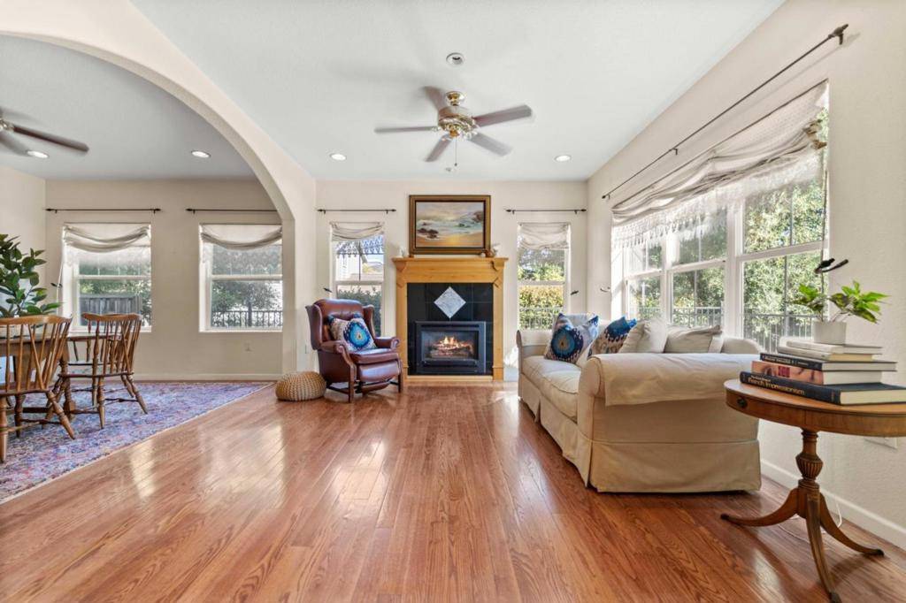 Los Gatos, CA 95032,16973 Roberts RD