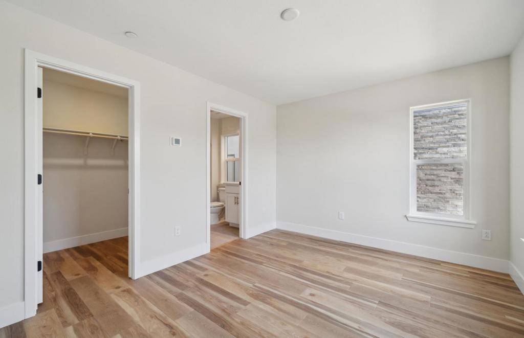 San Mateo, CA 94403,2506 Sage ST