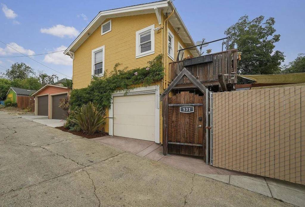 Vallejo, CA 94590,531 Kentucky ST