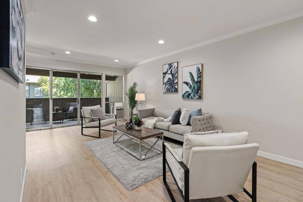 Santa Clara, CA 95051,151 Buckingham DR #252
