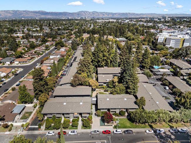 Santa Clara, CA 95051,151 Buckingham DR #252