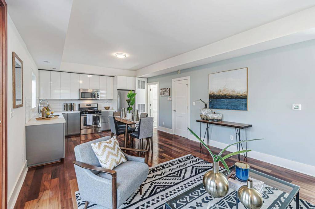 Oakland, CA 94608,1022 61st ST