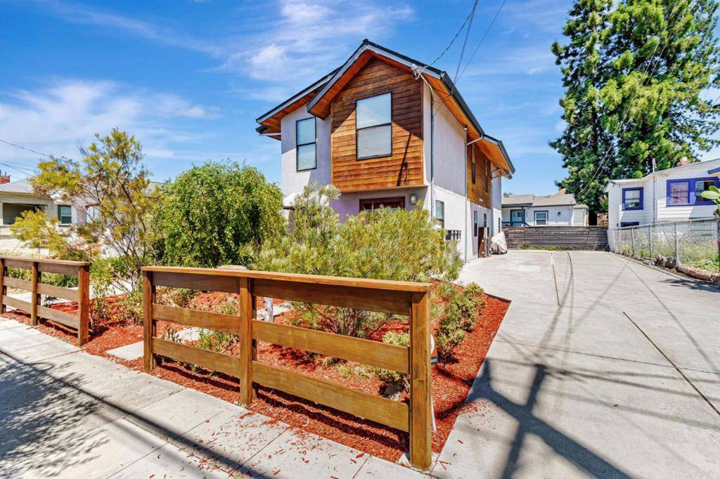 Emeryville, CA 94608,1022 61st ST