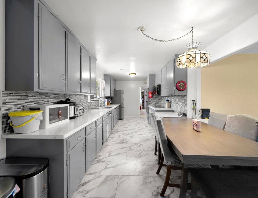 Sunnyvale, CA 94085,310 Jackson