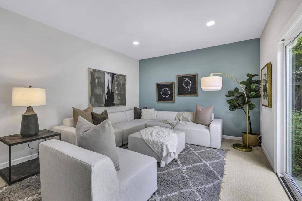 Sunnyvale, CA 94087,811 W Remington DR