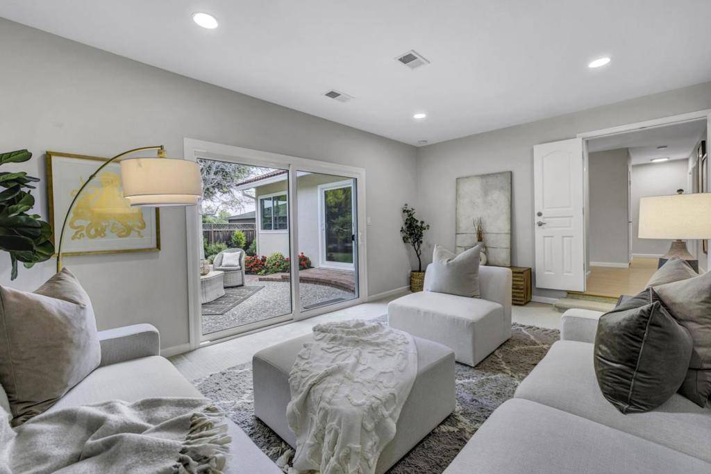 Sunnyvale, CA 94087,811 W Remington DR