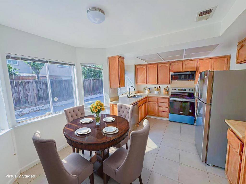 San Jose, CA 95132,3387 Brook Leaf CT