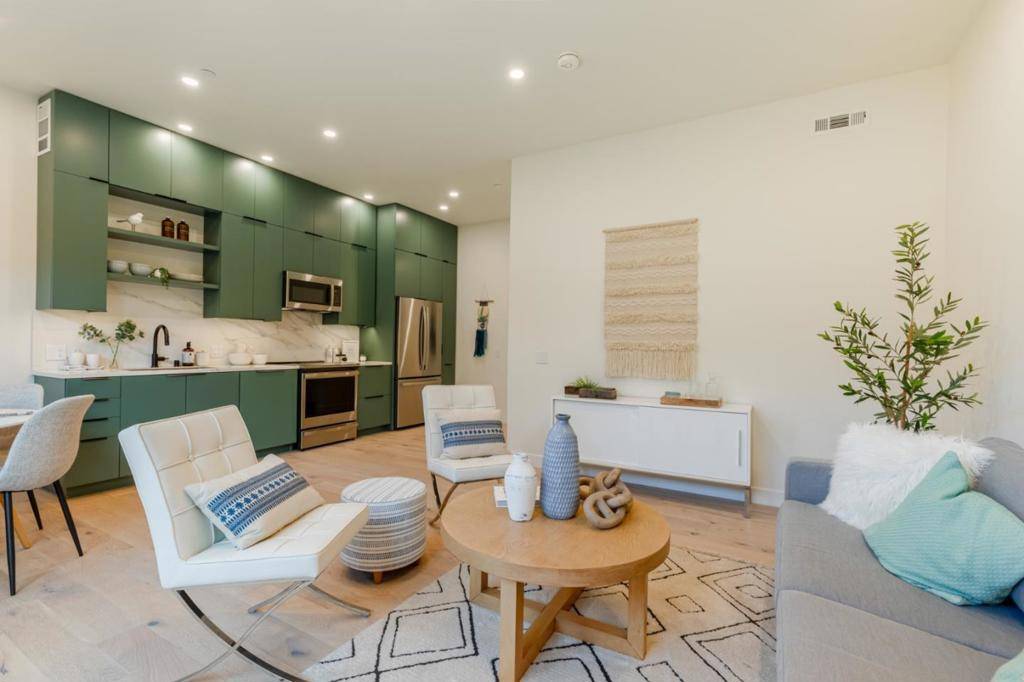 Soquel, CA 95073,105 Darlington