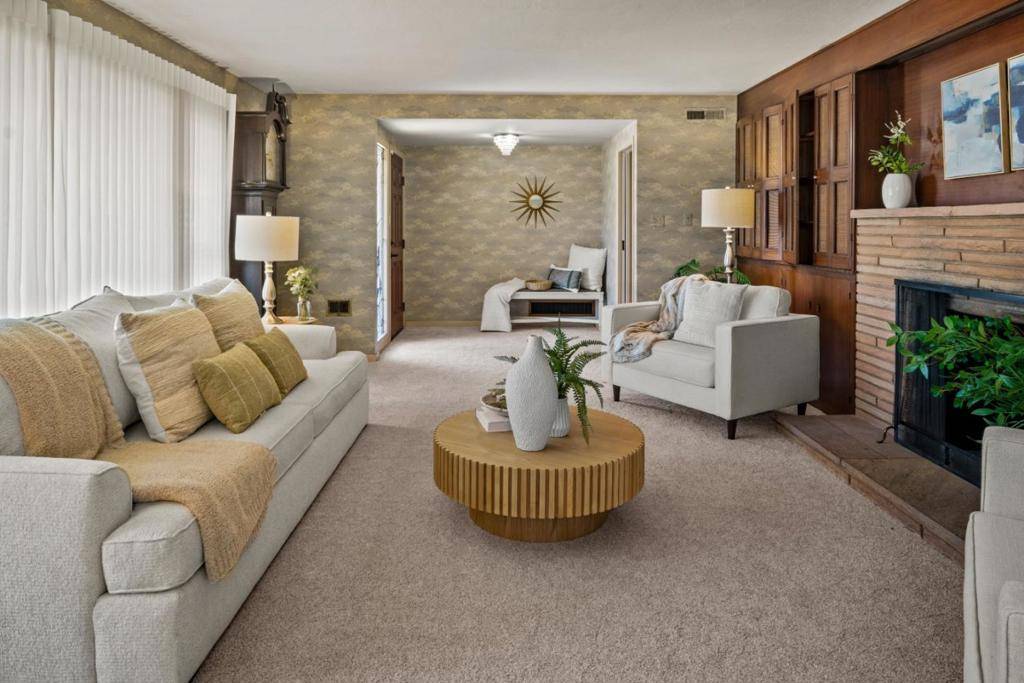 Salinas, CA 93901,30 Santa Ana DR