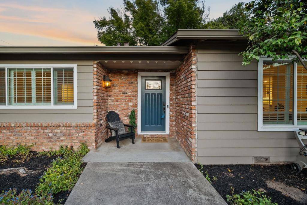 Saratoga, CA 95070,18709 Metler CT