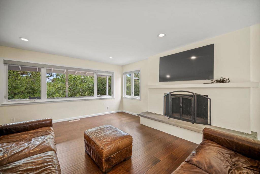 Carmel, CA 93923,3380 San Luis AVE
