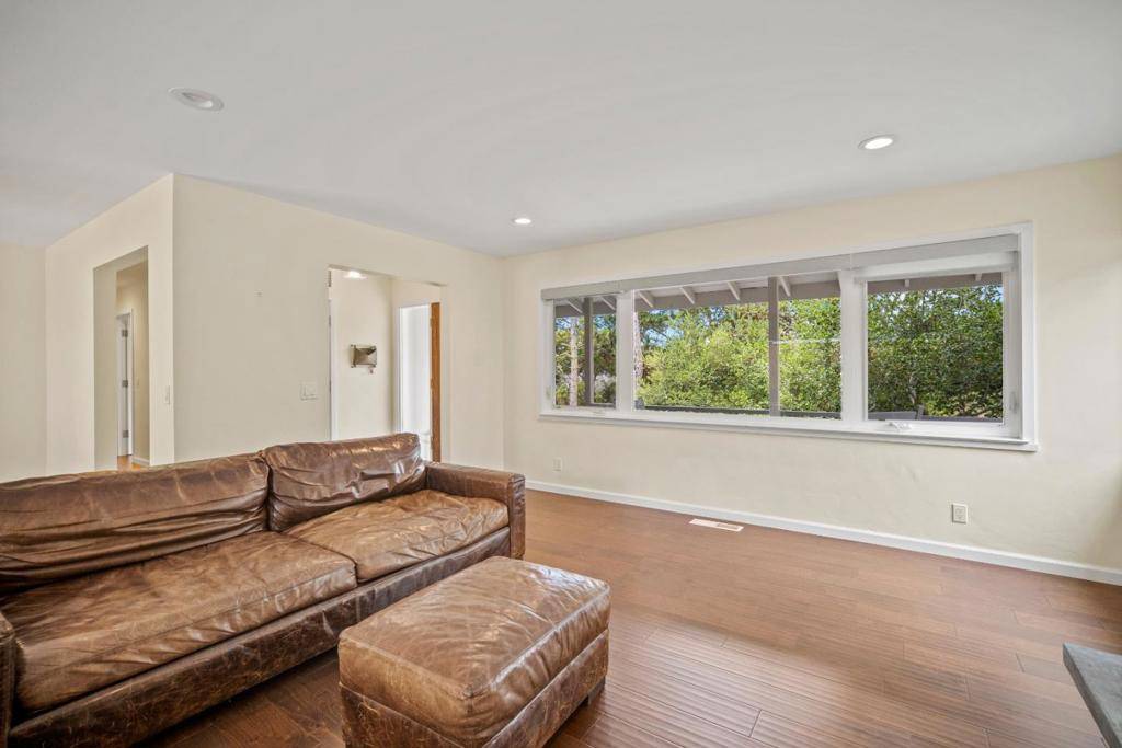 Carmel, CA 93923,3380 San Luis AVE