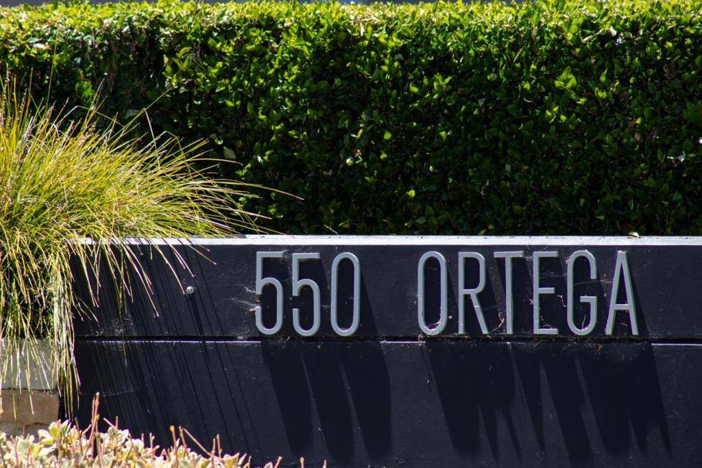 Mountain View, CA 94040,550 Ortega AVE #B123