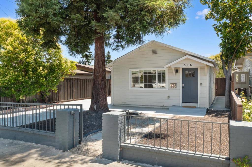 Redwood City, CA 94063,616 Douglas AVE