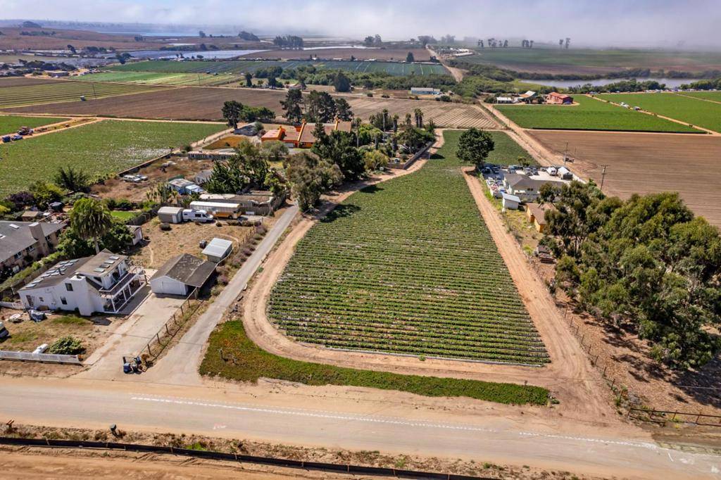 Moss Landing, CA 95039,125 Springfield RD