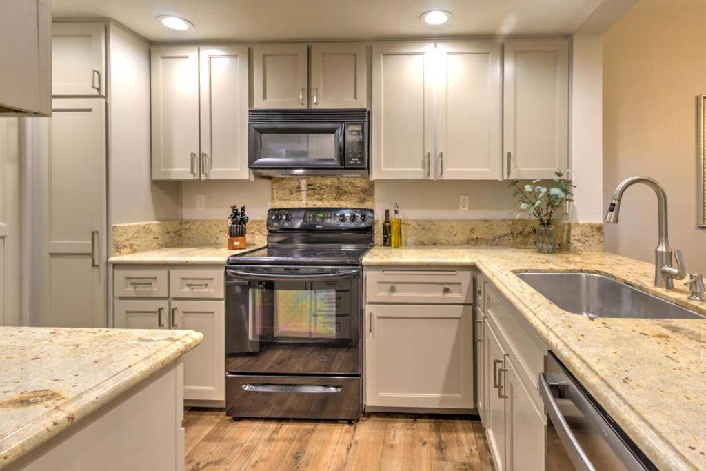 San Jose, CA 95125,1831 Ashmeade CT