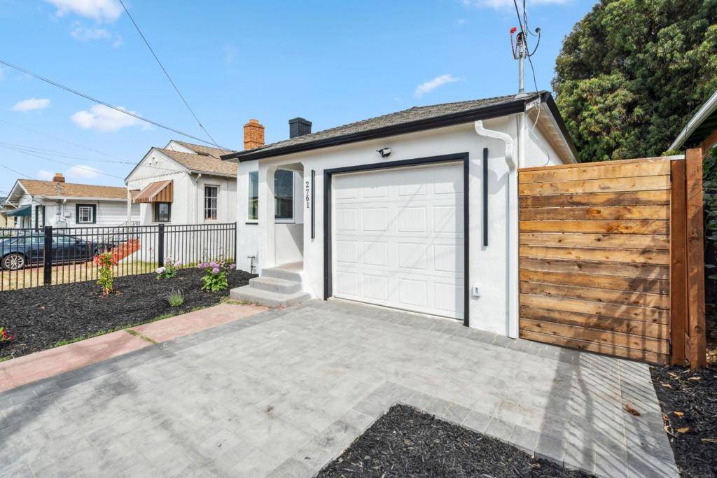Oakland, CA 94605,2761 75th AVE