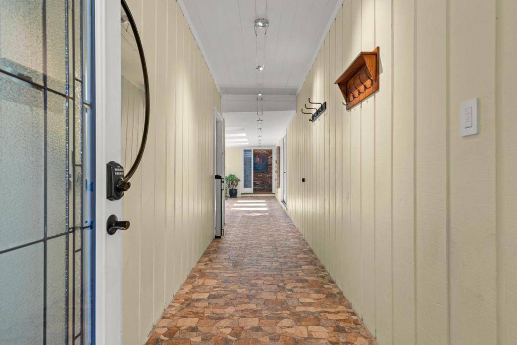 Ben Lomond, CA 95005,660 Dickinson AVE