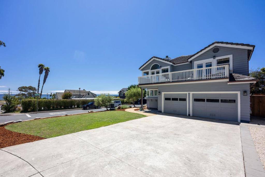 El Granada, CA 94018,139 Santa Anna ST