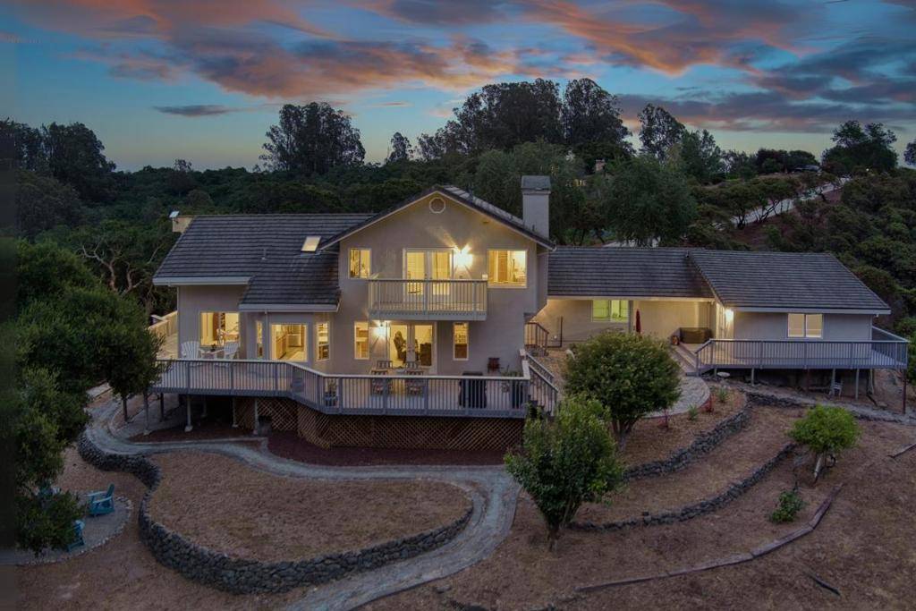 Royal Oaks, CA 95076,1650 Andreas Estates PL
