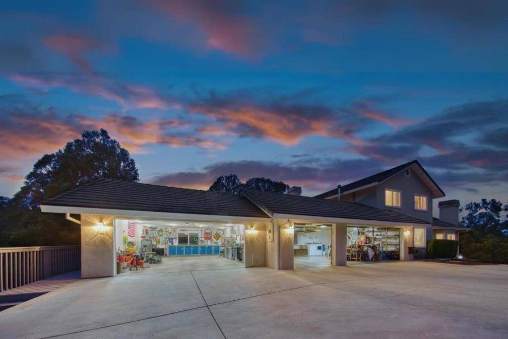 Royal Oaks, CA 95076,1650 Andreas Estates PL