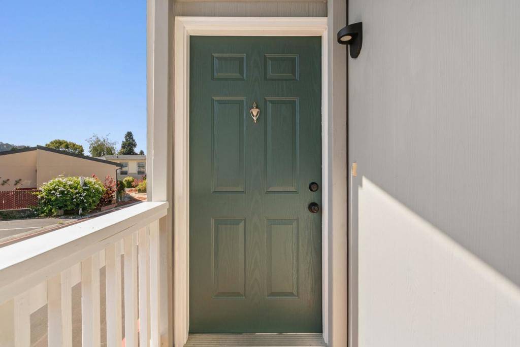 Soquel, CA 95073,999 Old San Jose