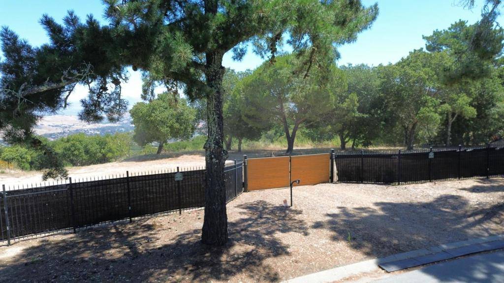 Carmel Valley, CA 93924,12167 Saddle RD