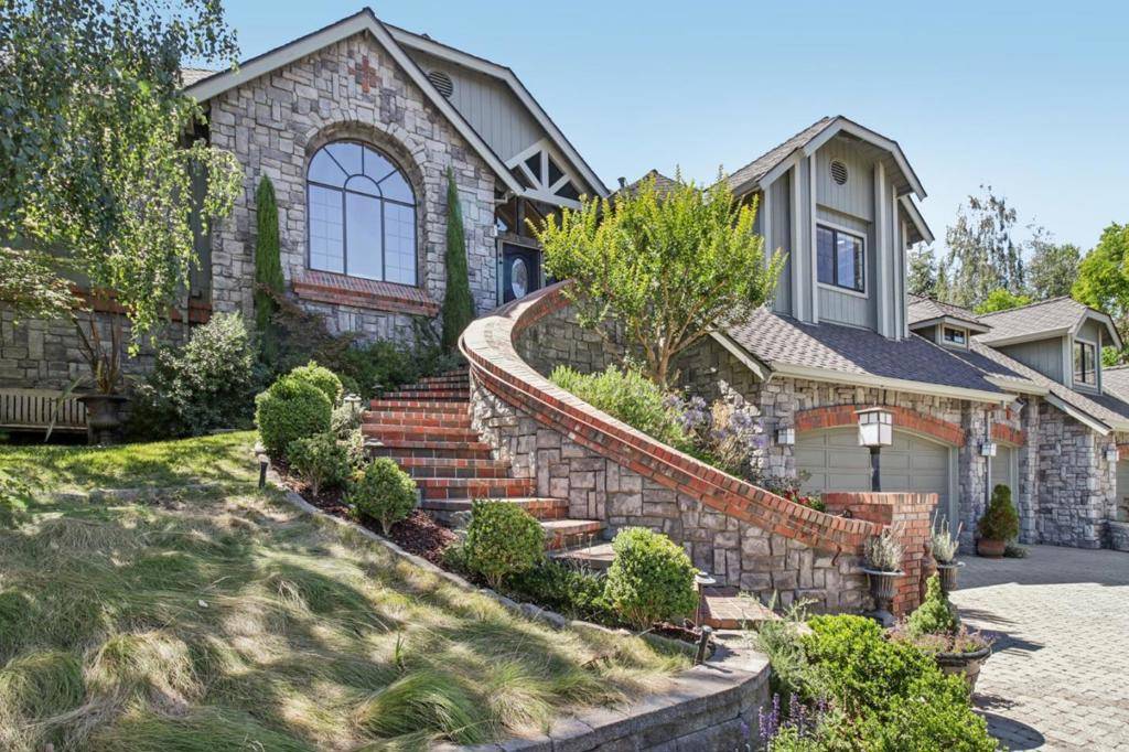 Morgan Hill, CA 95037,18615 Castle Lake DR