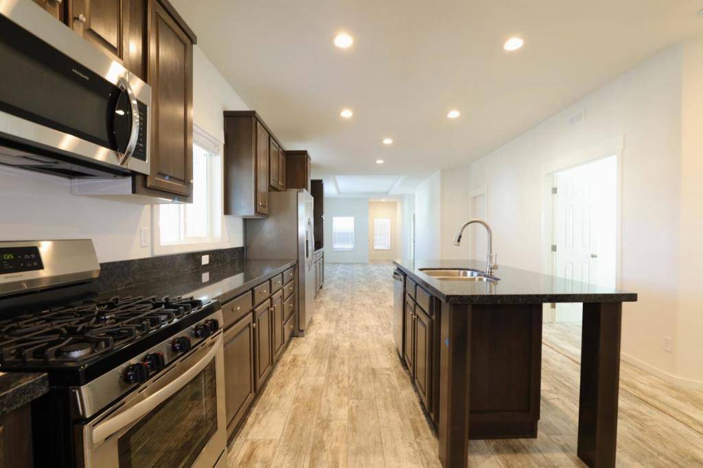 CA 95002,2052 Gold ST