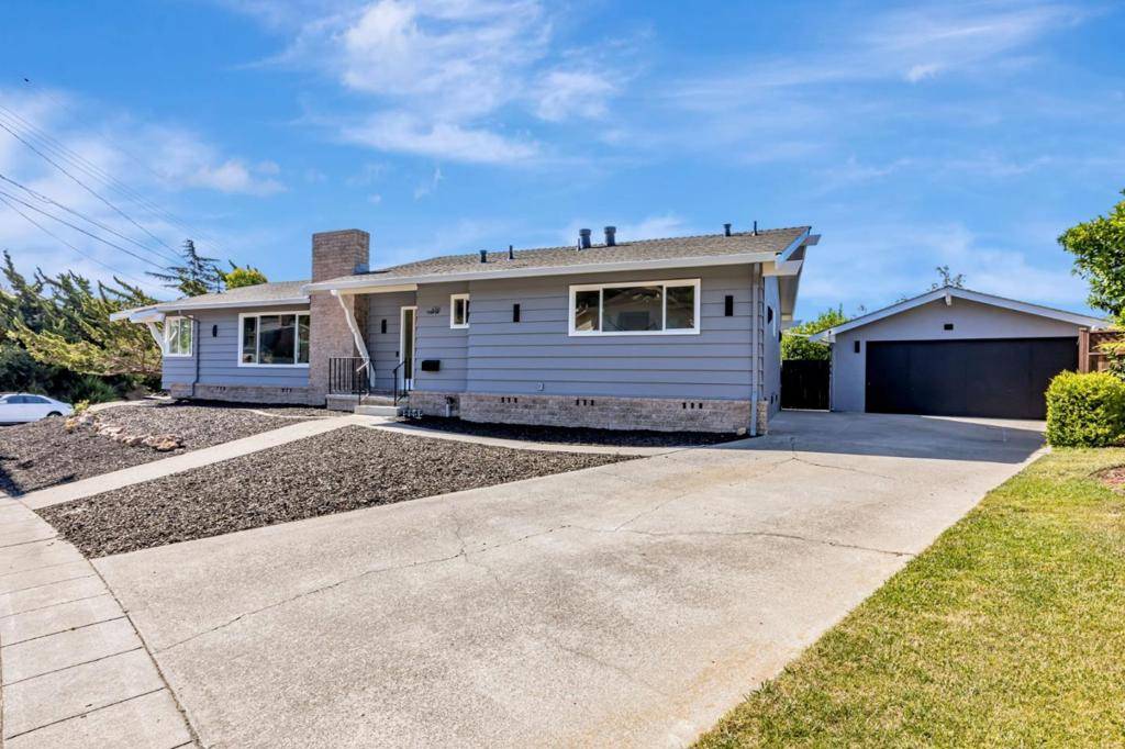 Castro Valley, CA 94546,4741 Sorani WAY