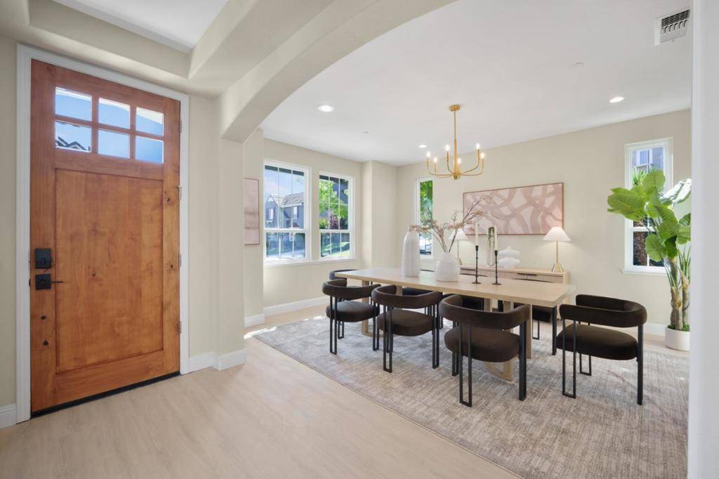 Gilroy, CA 95020,5807 Casita WAY
