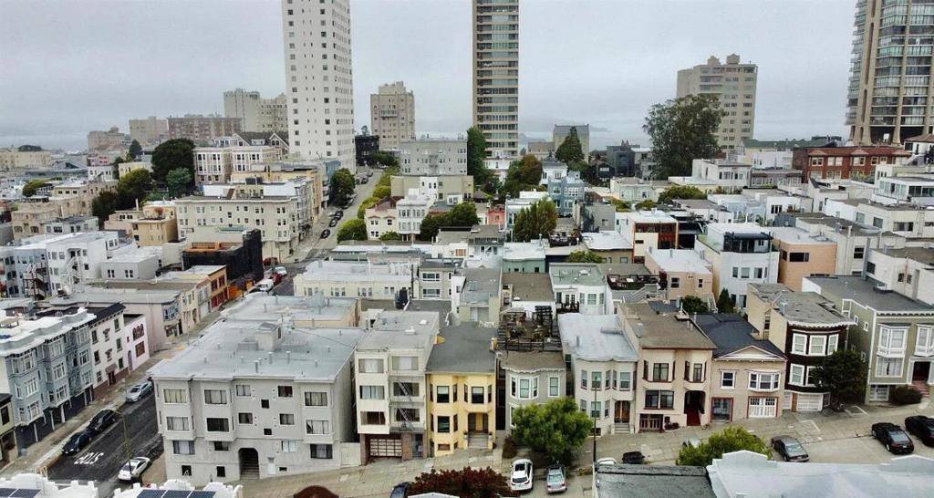San Francisco, CA 94109,168170 Bernard ST
